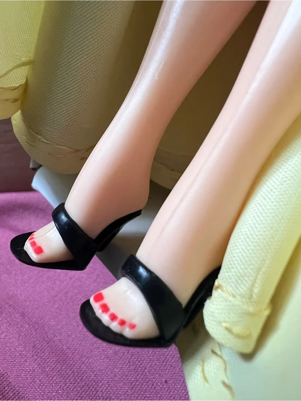 Vintage TEENAGE FASHION MODEL Barbie read below